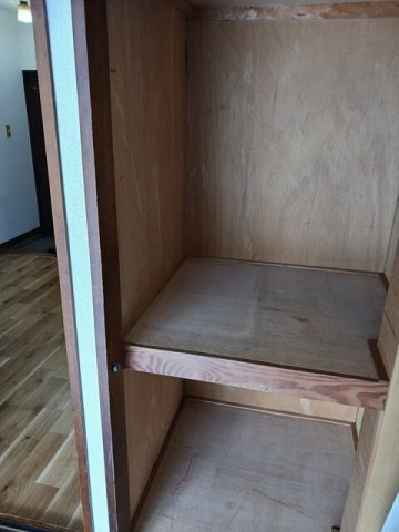 シティハイツ林の収納