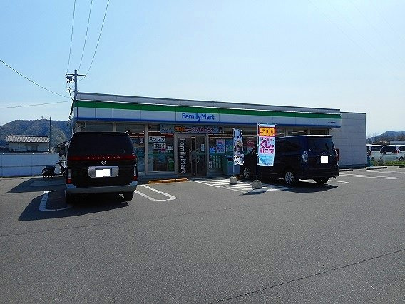 ラルジュグリーンＤの周辺|ファミリーマート福山駅家店まで500m