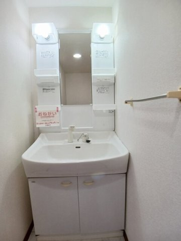 ヴェルドミールの洗面所
