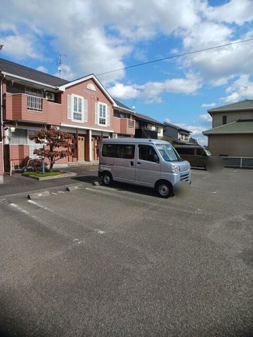 フローレンス御幸Ｂの駐車場