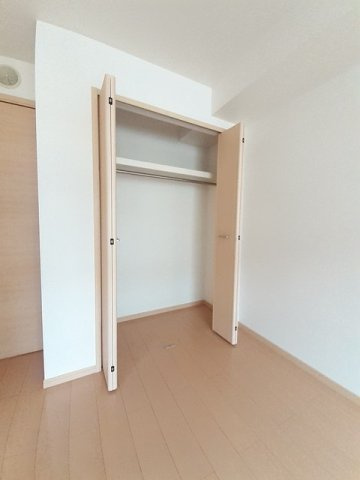 リバーサイドヒルズＡの収納
