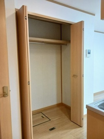 エクレール沖野上の収納