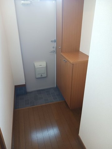ルミエールＡの玄関