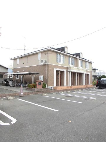 グランデ　パラッツオⅡの駐車場