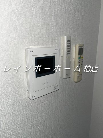 おしゃれな洗面独立☆２口のシステムキッチン☆のセキュリティ