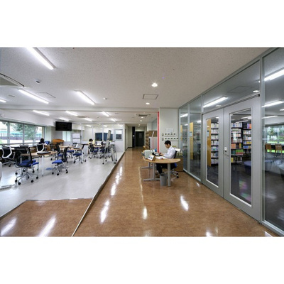 【周辺】 | クオーレ西新宿 | 図書館「東京医科大学図書館まで750ｍ」