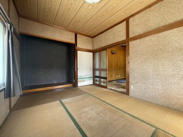 横手町一戸建の和室