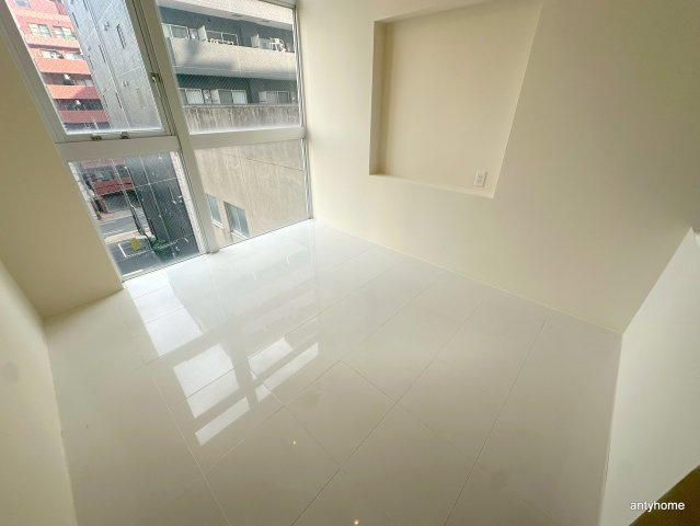 匠空KYOMACHIBORI　仲介手数料無料の居間・リビング