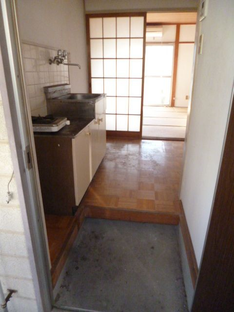 コーポ奈須 437の玄関