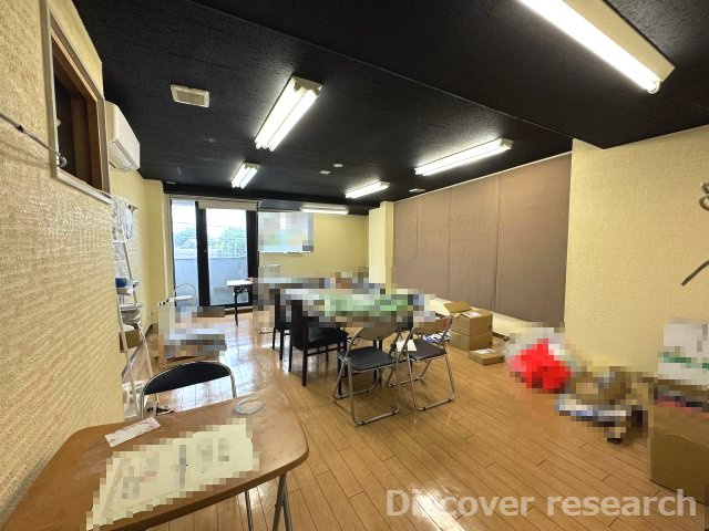 立川市富士見町店舗付き住宅（一棟ビル）の内装