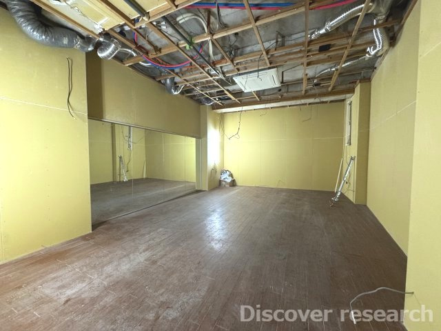立川市富士見町店舗付き住宅（一棟ビル）の内装