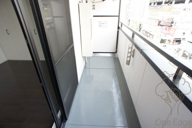 ラムアンドエヌエンタープライズのバルコニー