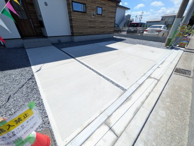 水戸市吉沢町　５期　新築戸建て　１号棟の駐車場|駐車は4台可能です♪