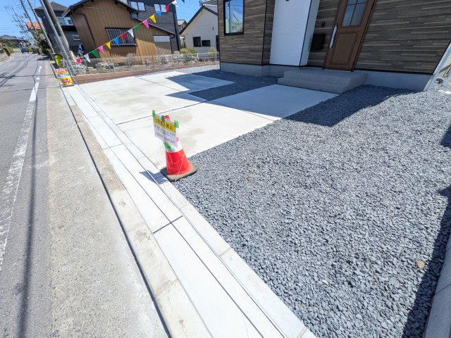 水戸市吉沢町　５期　新築戸建て　2号棟の駐車場|駐車は4台可能です♪