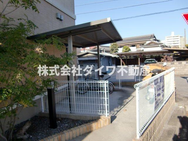 Dernier・Manoir（デルニエ・マノワール）のその他|駐輪場