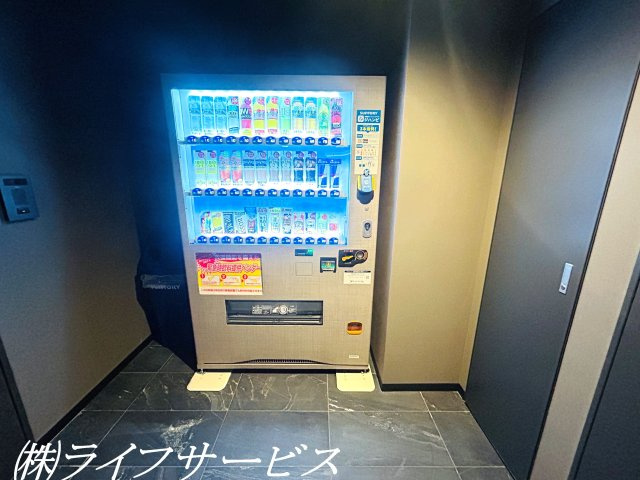 【展望】 | ジオタワー大阪十三 | スカイラウンジ自販機