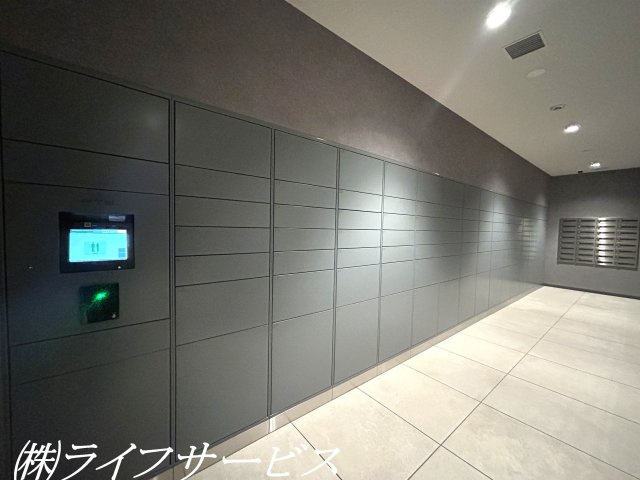 【設備】 | ジオタワー大阪十三 | 共用宅配ボックス