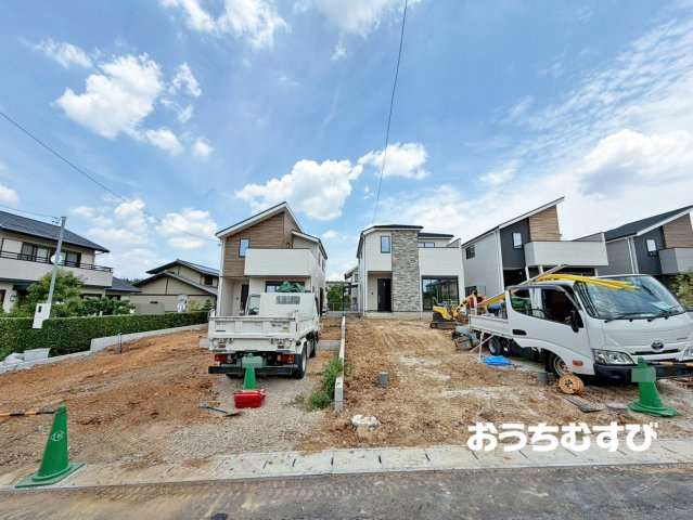 守山区小幡北2期(全2棟)の前面道路含む現地写真