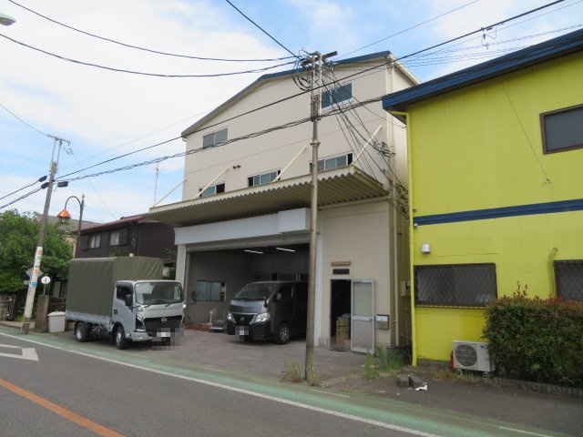 東村山市廻田町４丁目の倉庫