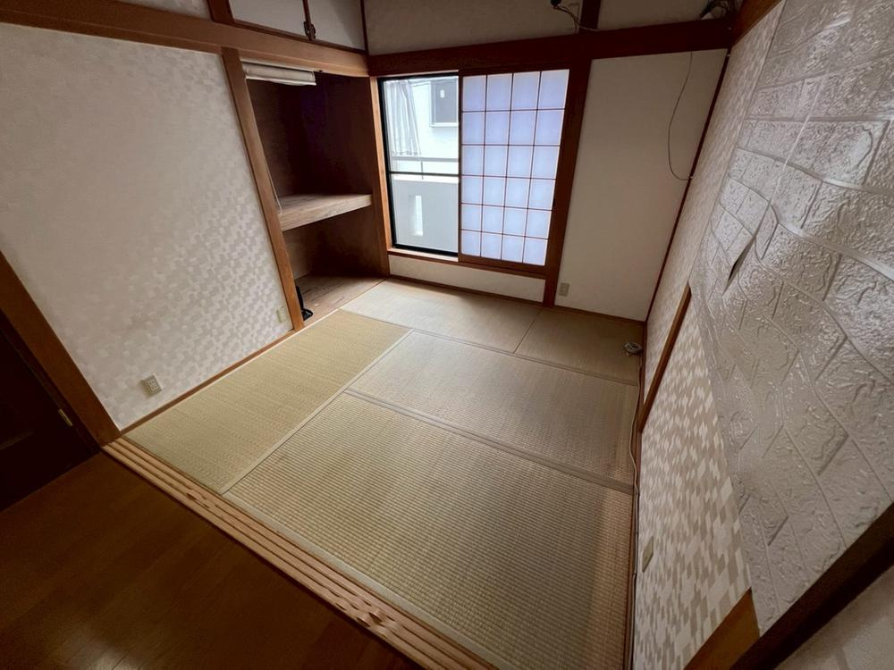 野里町　中古一戸建ての寝室|和室4.5帖
■物件内覧・資金計画相談・住宅ローン相談、リフォーム相談、お問合せ受付中■
※当日・翌日のご内覧、ご相談はお電話でのお問合せがスムーズです！