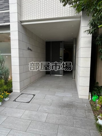 エルシノア住吉のエントランス