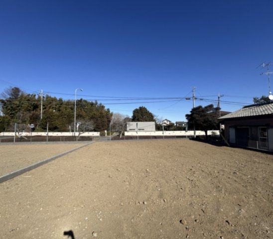 【前面道路含む現地写真】 | ワイウッドコート鴻巣市屈巣第4期　新築戸建　全4棟　3号地