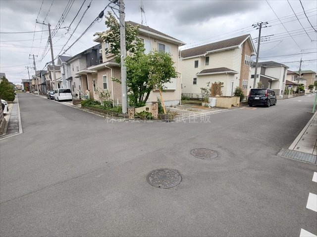 【前面道路含む現地写真】の画像