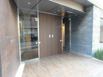 【エントランス】 | ＴＨＥパームス日本橋小伝馬町ヴィサージュ