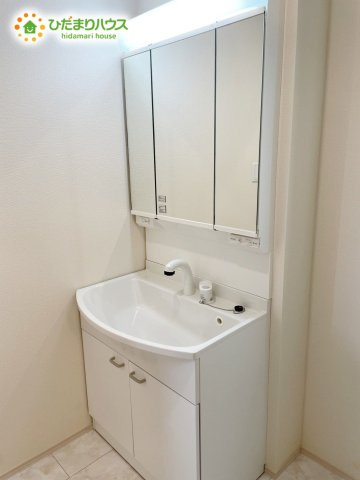 野田市中野台鹿島町2番　新築戸建　A号棟の脱衣所