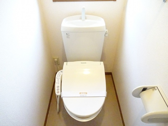 メゾンラフィーネのトイレ|トイレもきれいです