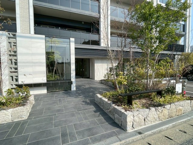 サンパーク博多那珂グラッセ　弥生小学校区のエントランス|サンパーク博多那珂グラッセ