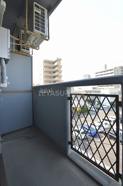 広島市西区東観音町の賃貸マンションのバルコニー|参考写真