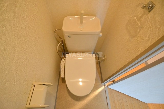 広島市西区東観音町の賃貸マンションのトイレ|参考写真