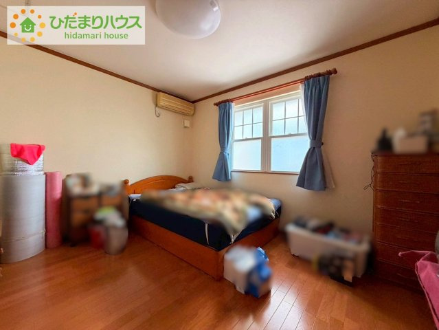 日立市大久保町３丁目　中古戸建の寝室|大きなベッドを置いても余裕の広さの主寝室♪♪