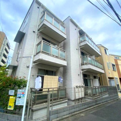 荒川区西日暮里６丁目のアパートの外観