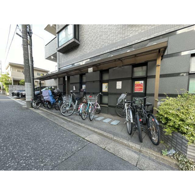 【その他共用部分】 | ベル・ヴィベール | 駐輪場完備。