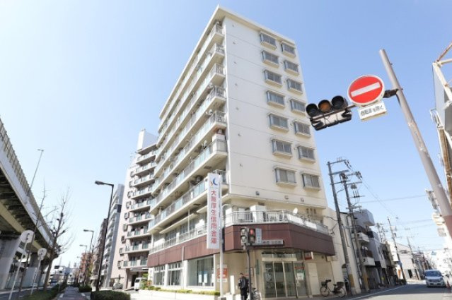 藤和シティコープ市岡の外観|◆大阪市港区弁天エリアに位置し、周辺には生活利便施設が充実。交通アクセスも良好で、通勤・通学にも便利な住環境です。