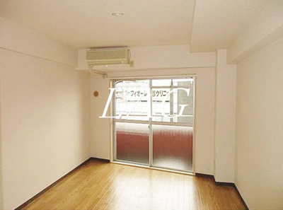 【居間・リビング】 | 第３２宮廷マンション | 洋室のお部屋です。