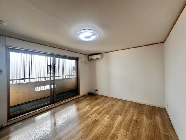 スカイルームⅡの居間・リビング