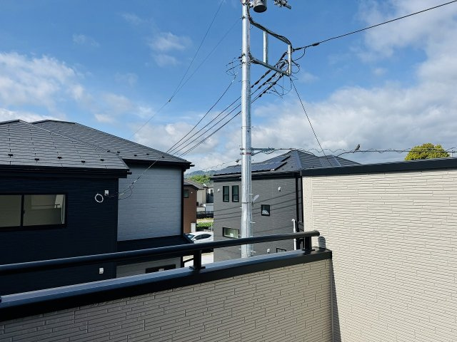 八王子市　上壱分方町　新築一戸建て　１８期のバルコニー|～陽当たりの良いバルコニー　洗濯物がよく乾きそうです～