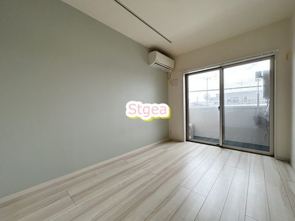 メルディア上小町の居間・リビング