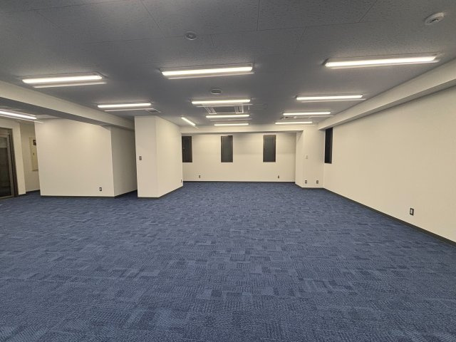 横川ビルの内装