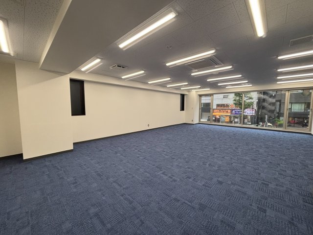 横川ビルの内装