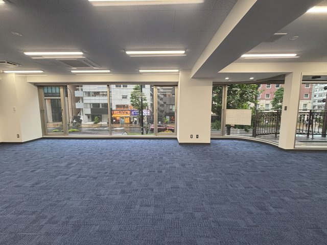 横川ビルの内装
