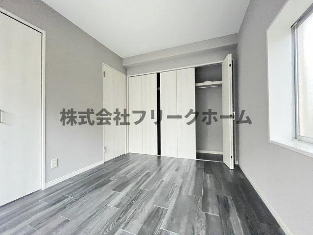 武蔵野市西久保３丁目の賃貸マンションの寝室