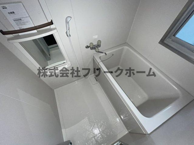 武蔵野市西久保３丁目の賃貸マンションの浴室