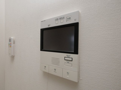 【セキュリティ】 | エグゼ堺筋本町 | モニター付きインターフォンです