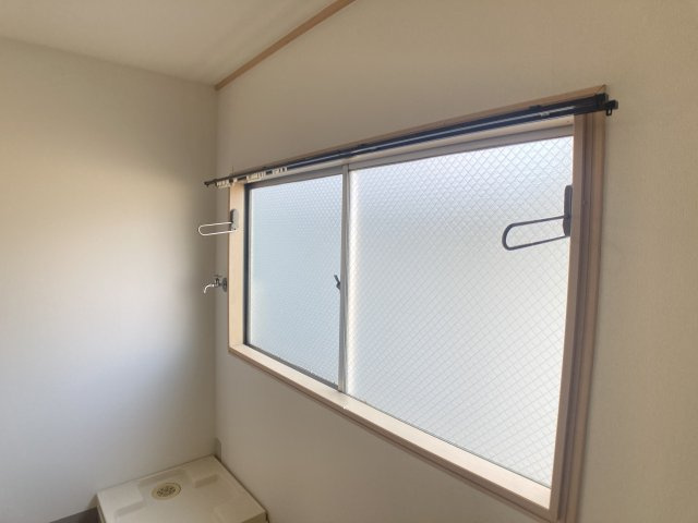 シェークスピア神戸のバルコニー|室内物干し完備