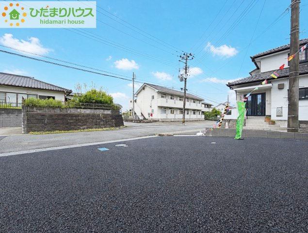 いわき市郷ケ丘第9　新築戸建　2号棟の駐車場|ご家族でお車に乗る方に！駐車場3台分あります！