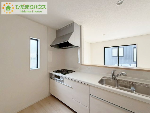いわき市郷ケ丘第9　新築戸建　2号棟のキッチン|広々として使い勝手のよい明るく開放的なキッチン☆彡